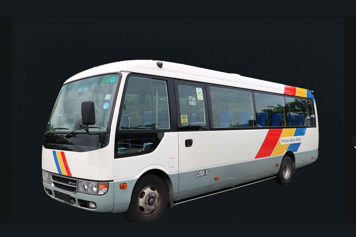 Season Bus 20-30 Seater bus